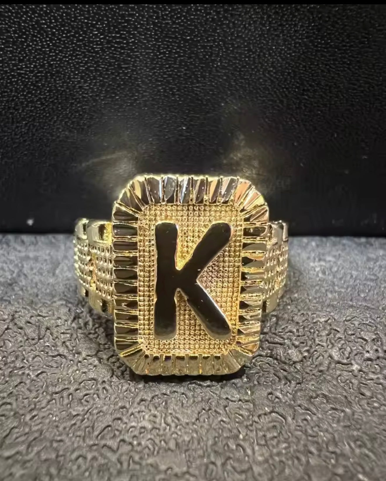 Aura Letter Ring