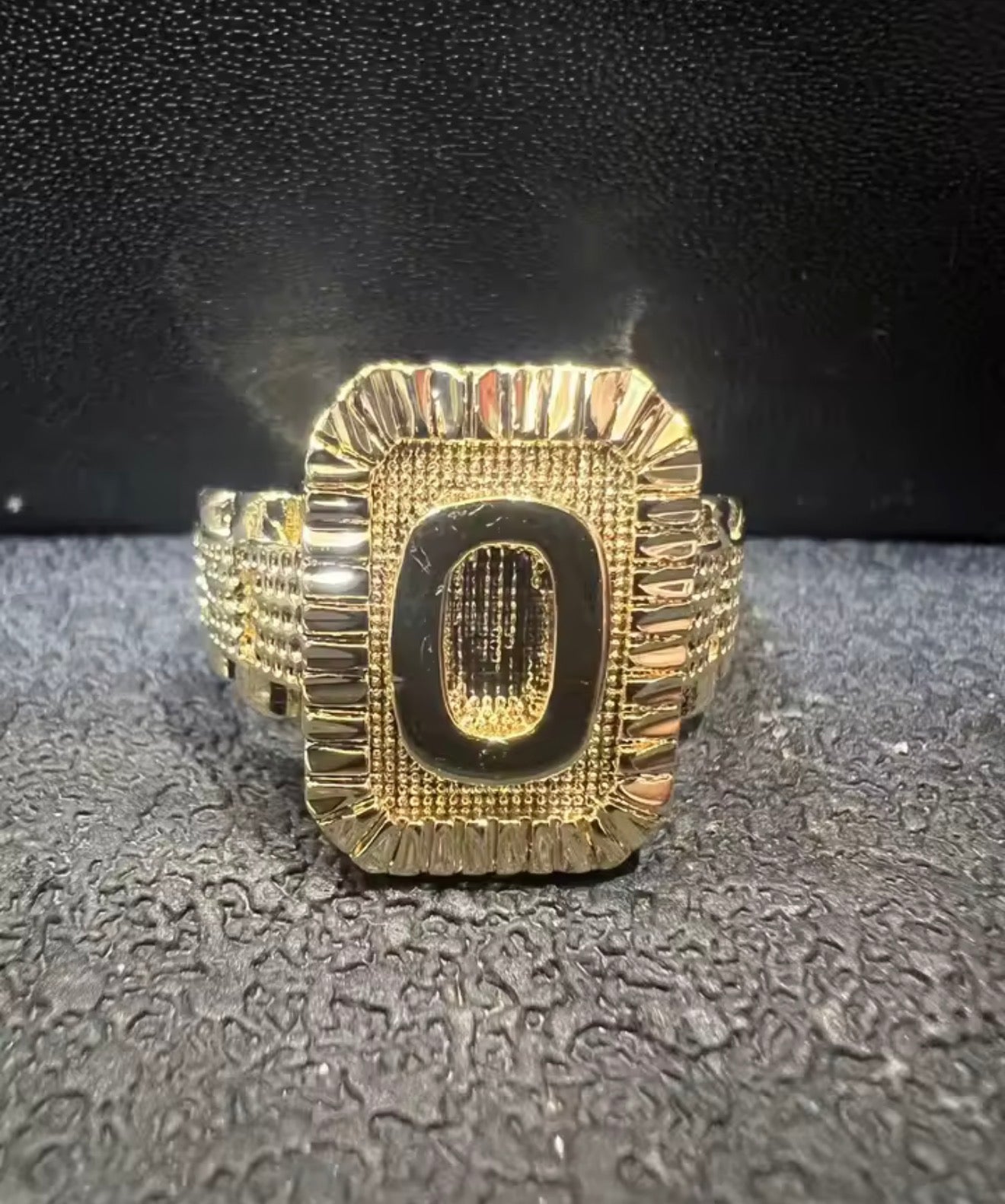 Aura Letter Ring