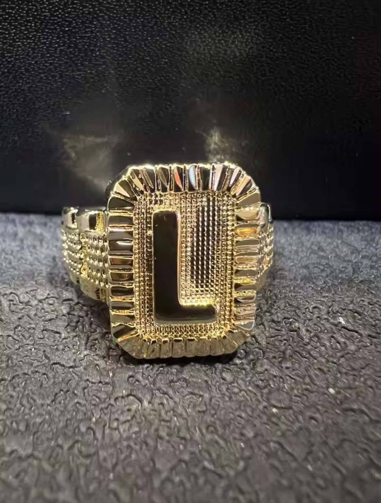 Aura Letter Ring