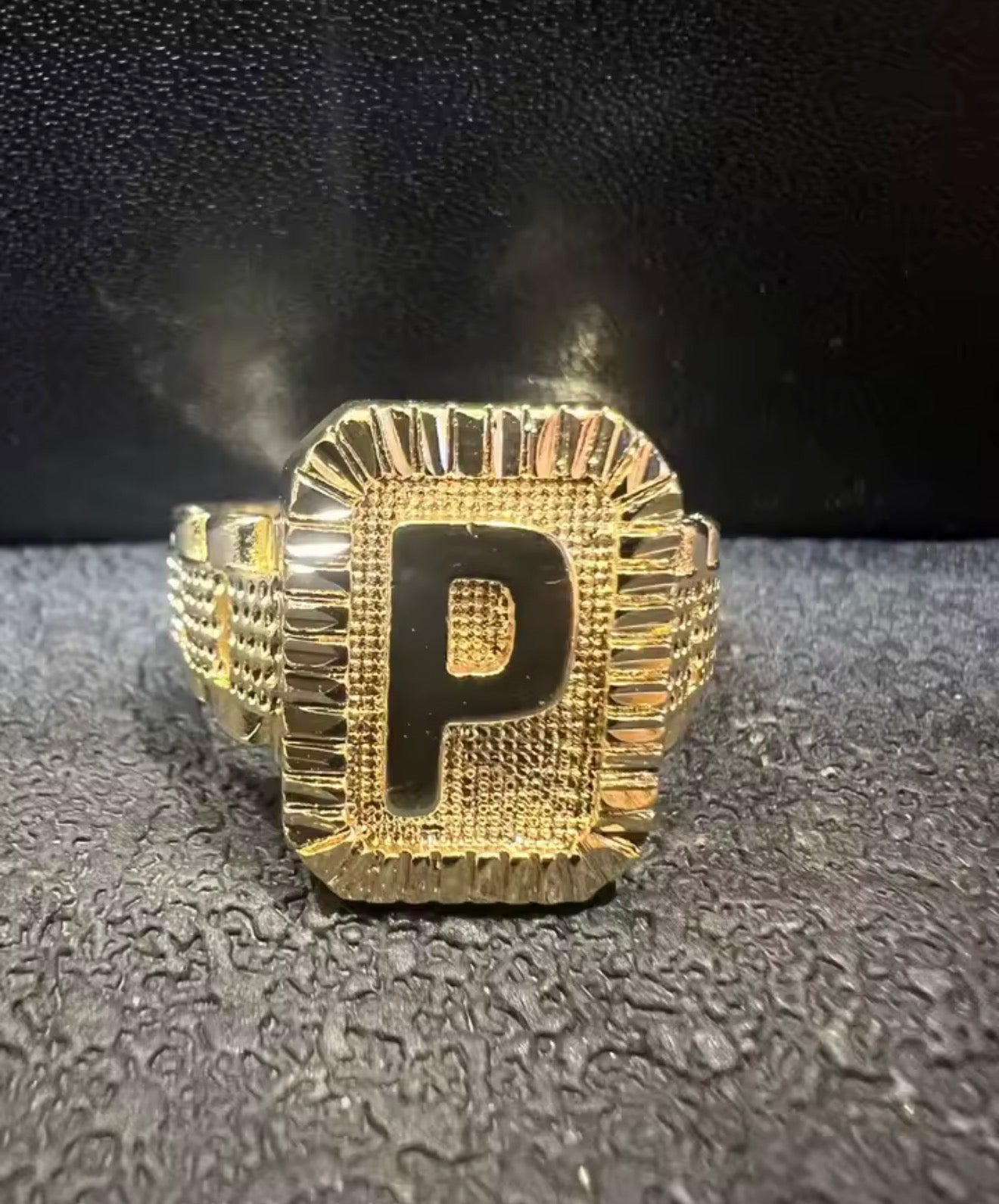 Aura Letter Ring