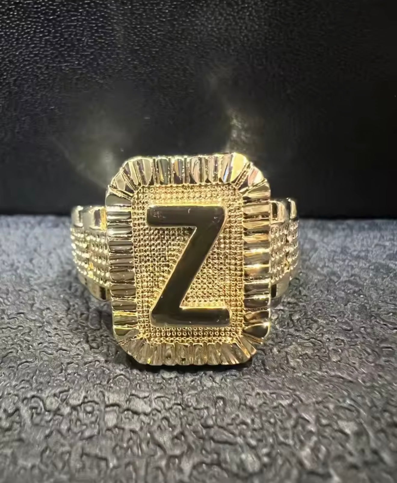Aura Letter Ring